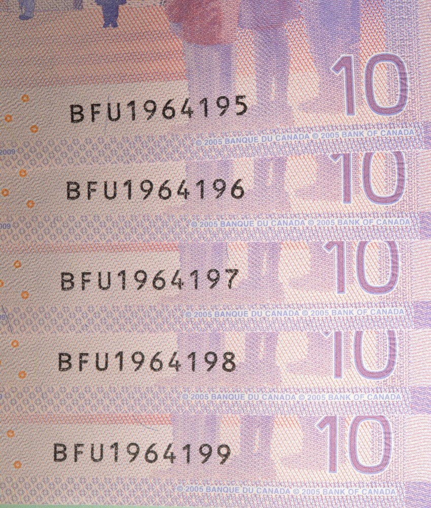 Canada $10 Dollar Bill - Series 2005 - UNCIRCULATED