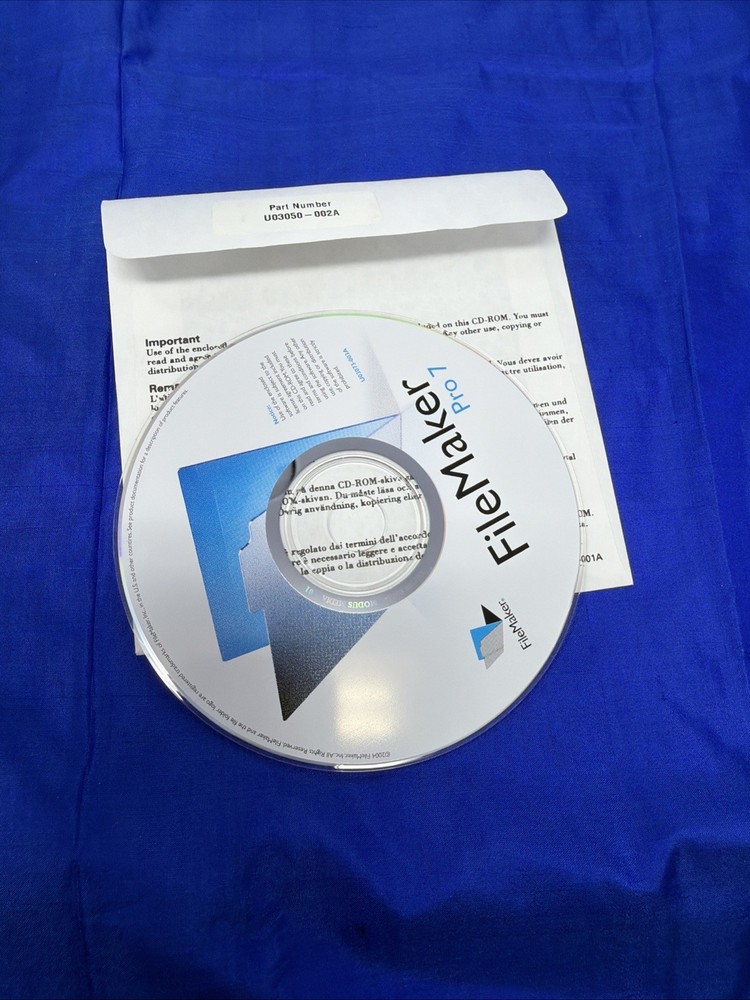 FileMaker Pro 7 Software for Mac CD-ROM Complete with Box & Manuals