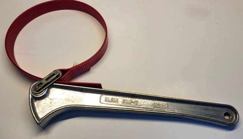 Klein S-12H Grip-It 12" Strap Wrench with 1 1/2" to 5"
