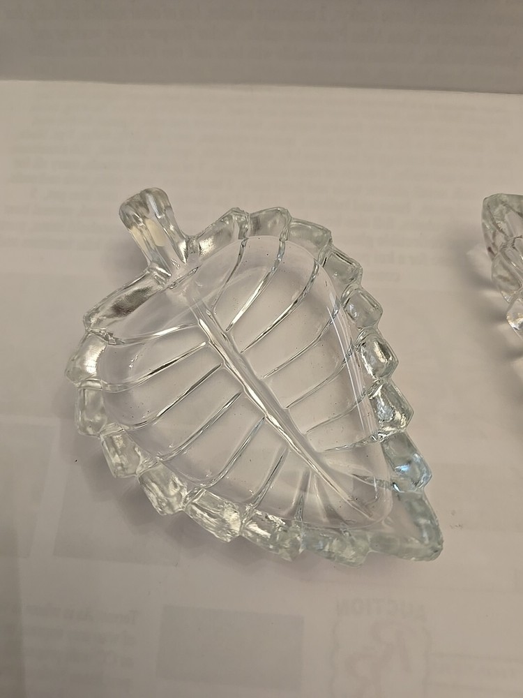 Set Of 2 Showcase Crystal Leaf Dishes