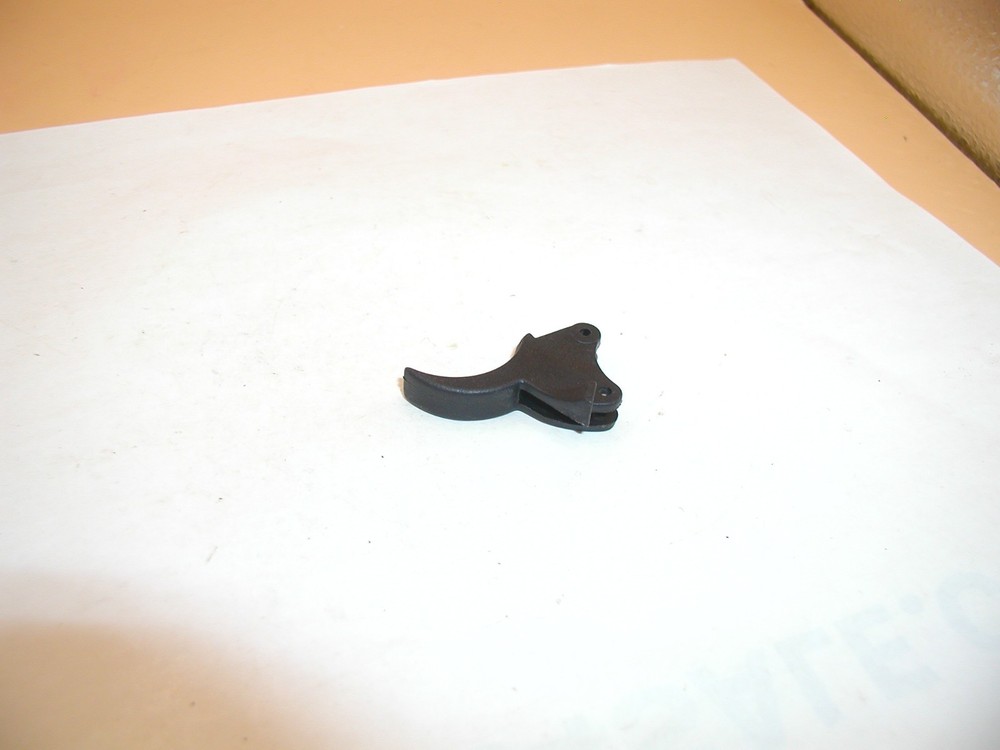 GAMO Combat R-77 Revolver - Trigger