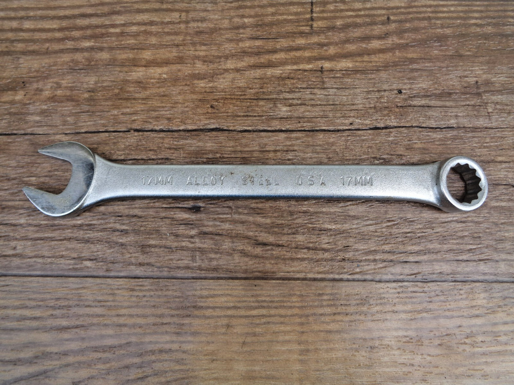 HUSKY 17mm Combination Wrench #33517