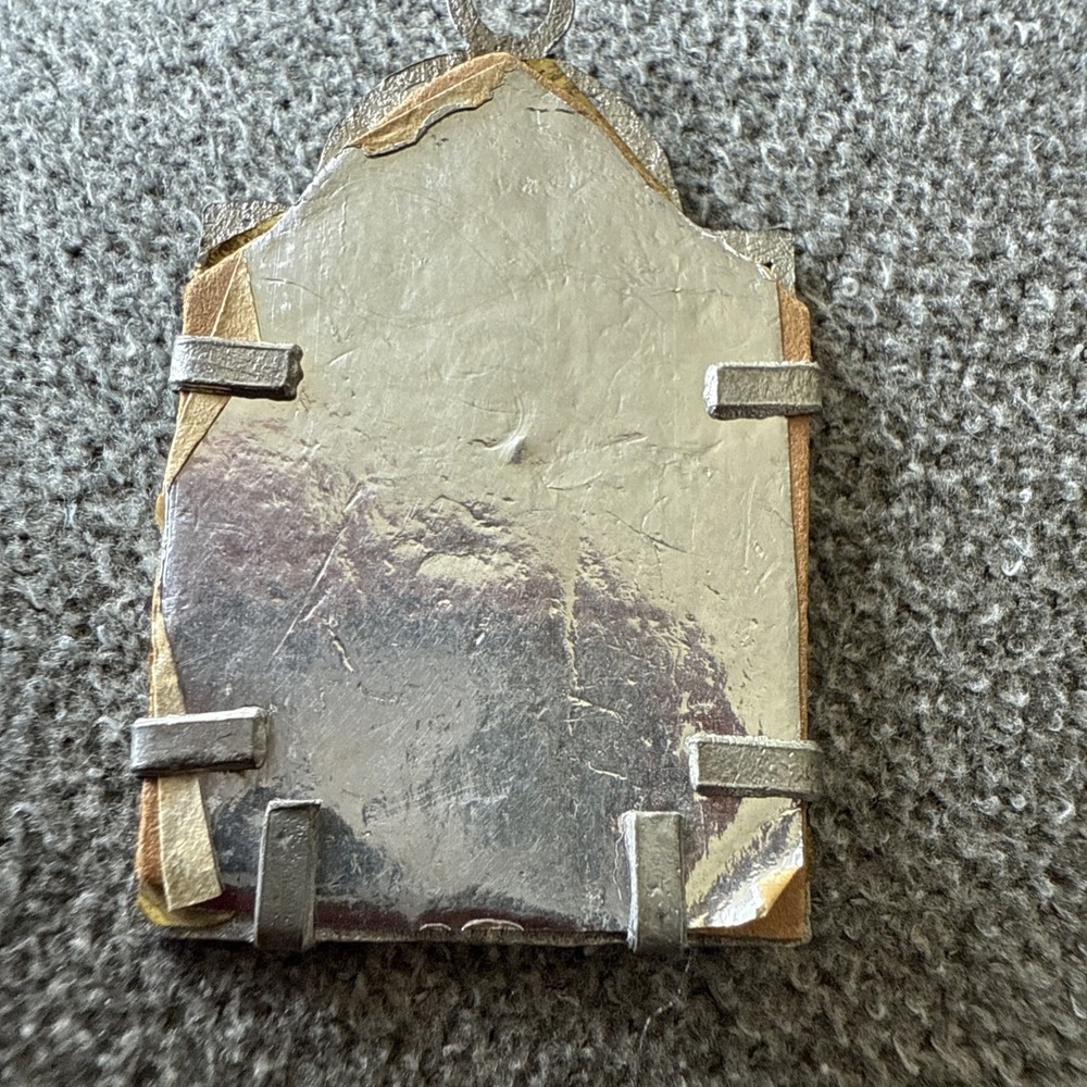 Vintage Foil Back Crèche Pendant