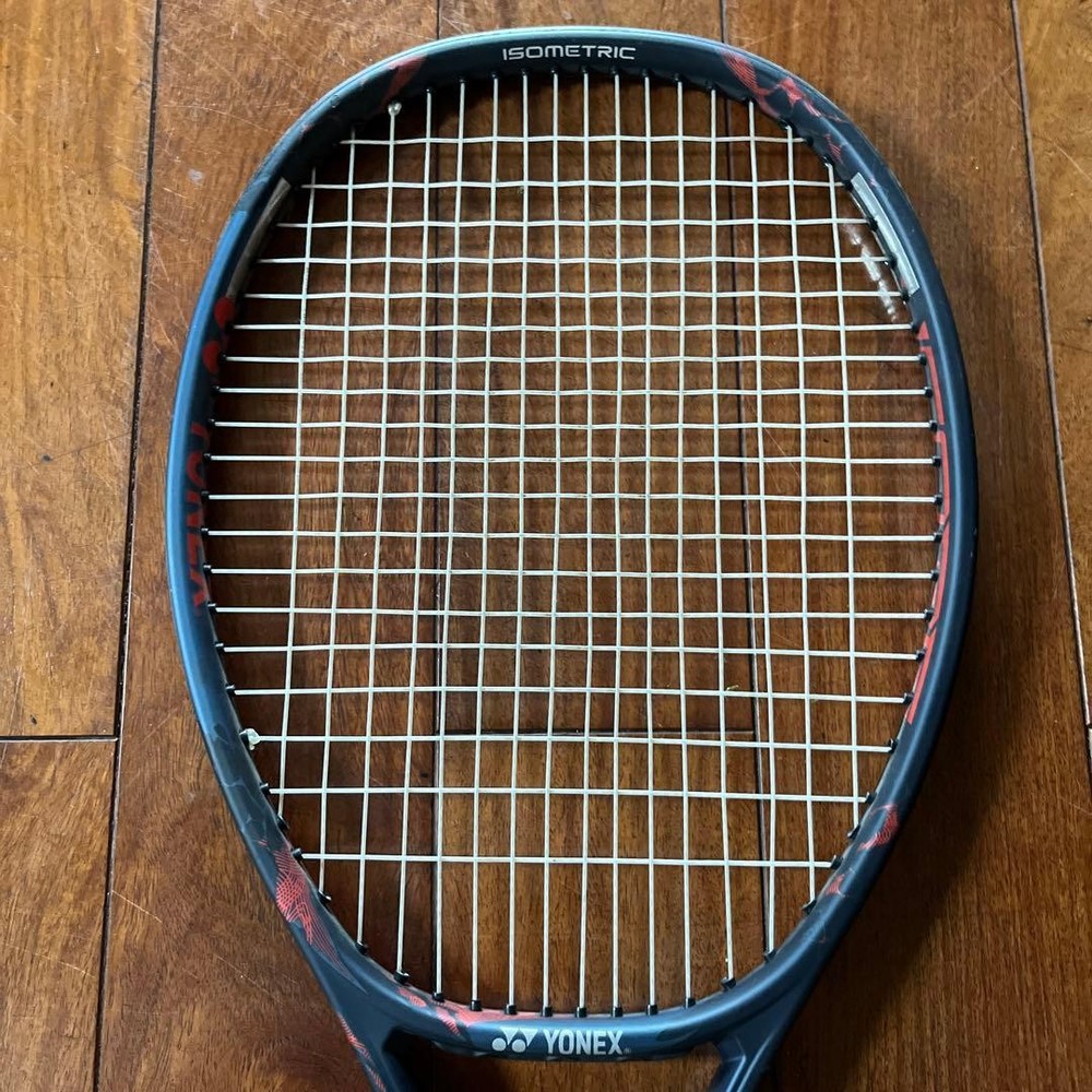 Yonex Vcore Pro 97 (2018 Model)