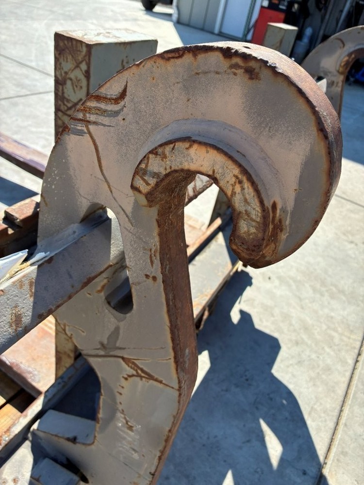 Volvo L70/L90 Loader Pallet Forks Quick coupler 72"