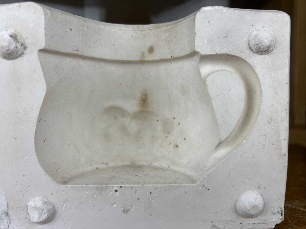 Ceramic Slip Casting mold “mushroom Pour”