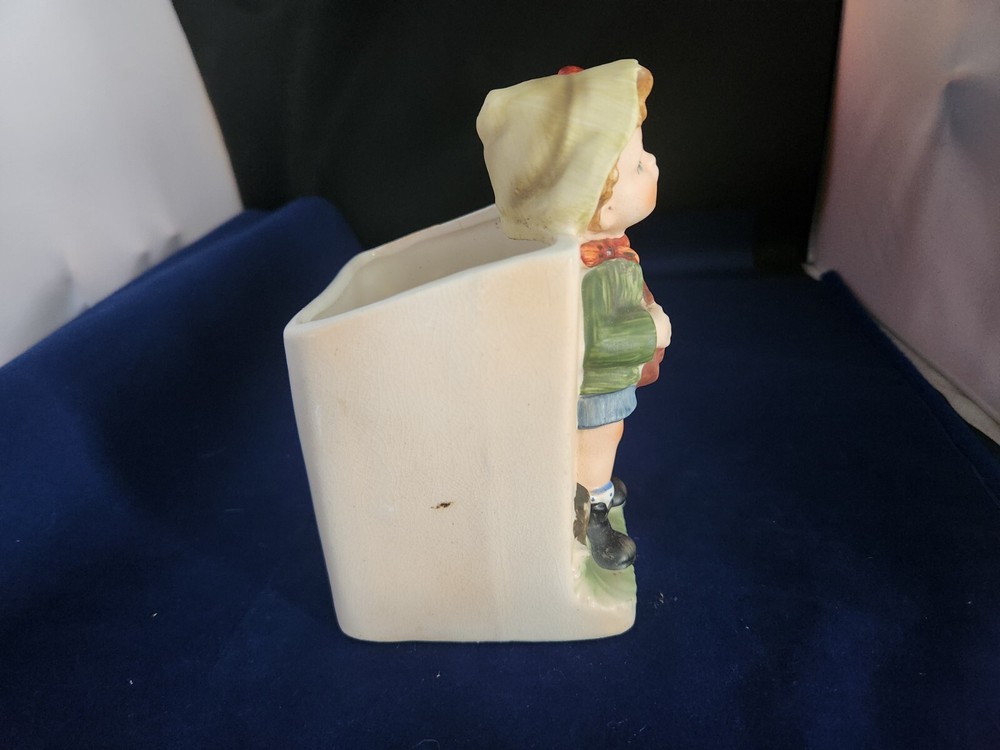 Vintage Napco Ceramic Boy With Banjo Planter