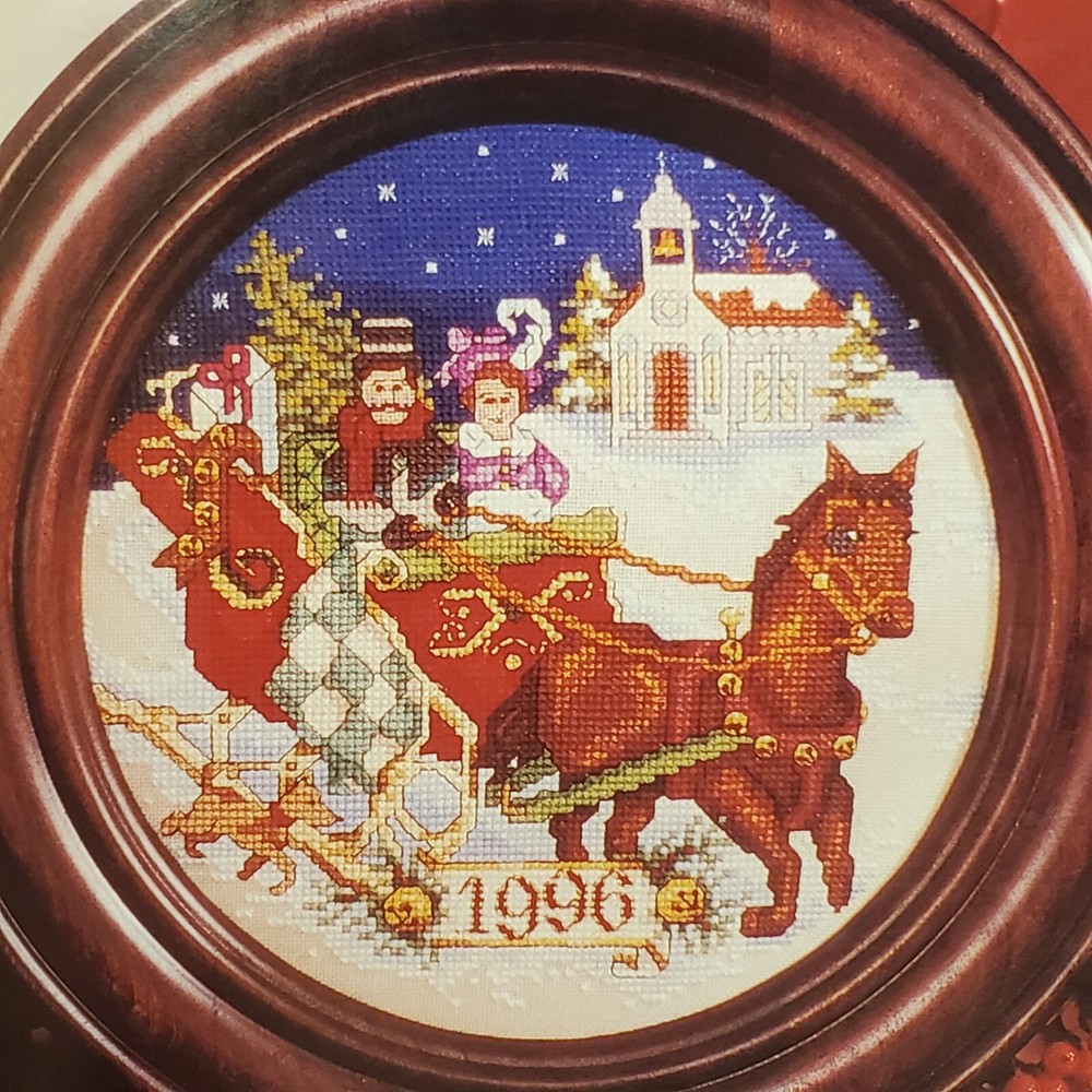 Erica Wilson QUAINT QUINCES needlepoint PATTERN ONLY MOMA Metropolitan Museum
