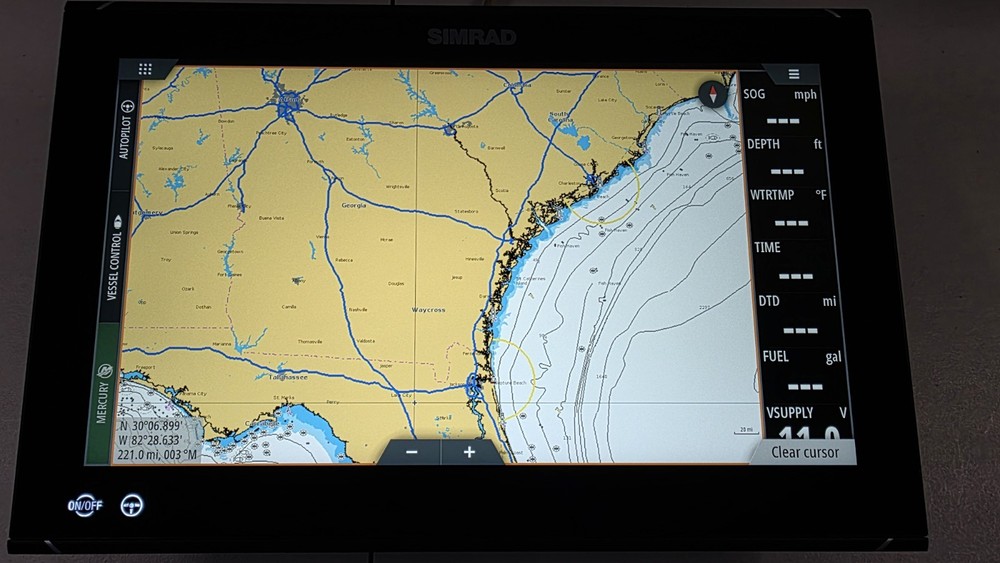 Simrad NSO16 evo3 + OP50 Remote Controller 16” MFD Chartplotter – Complete Set.