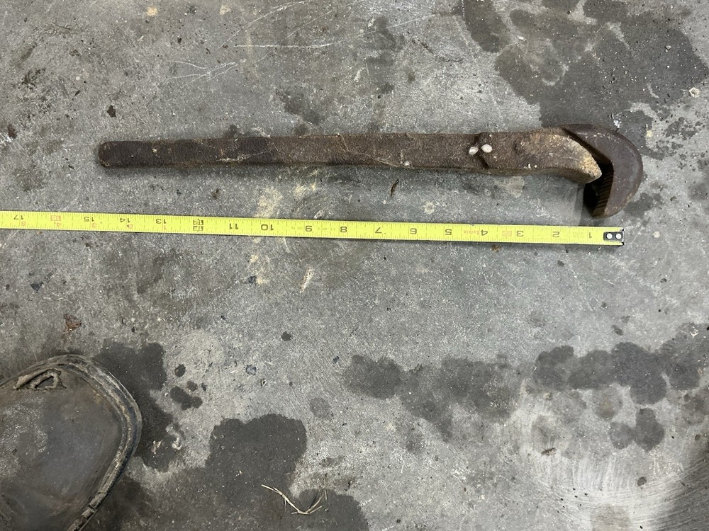 Antique Pipe Wrench