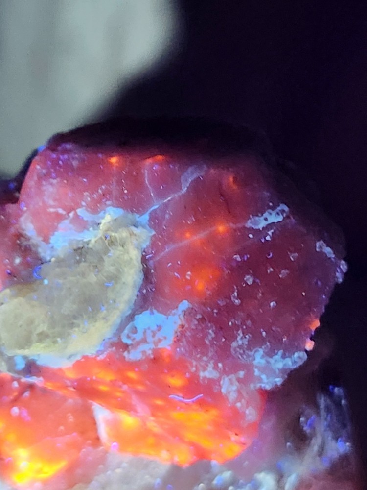 Hackmanite Crystals, Balochistan, Pakistan hack2.13