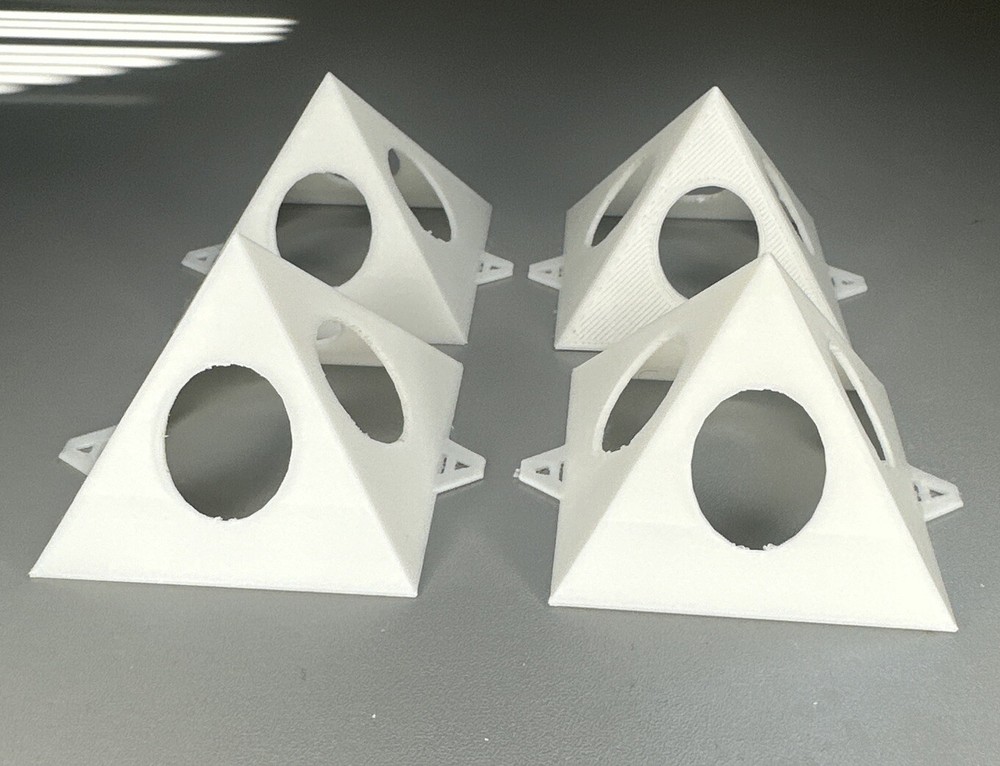 3D Printed Paint Triangles - Essential Paint Tools for Artists - Pyramid Stands
