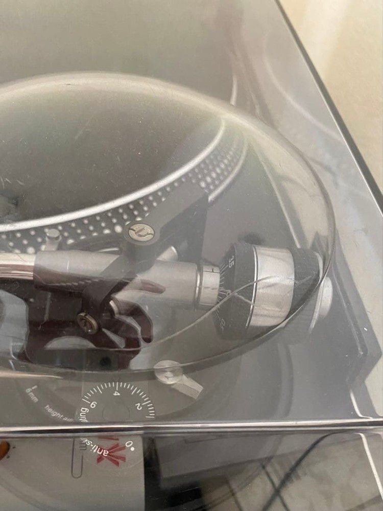 Technics SL-1200MK5 Direct Drive Turntable Excellent Working