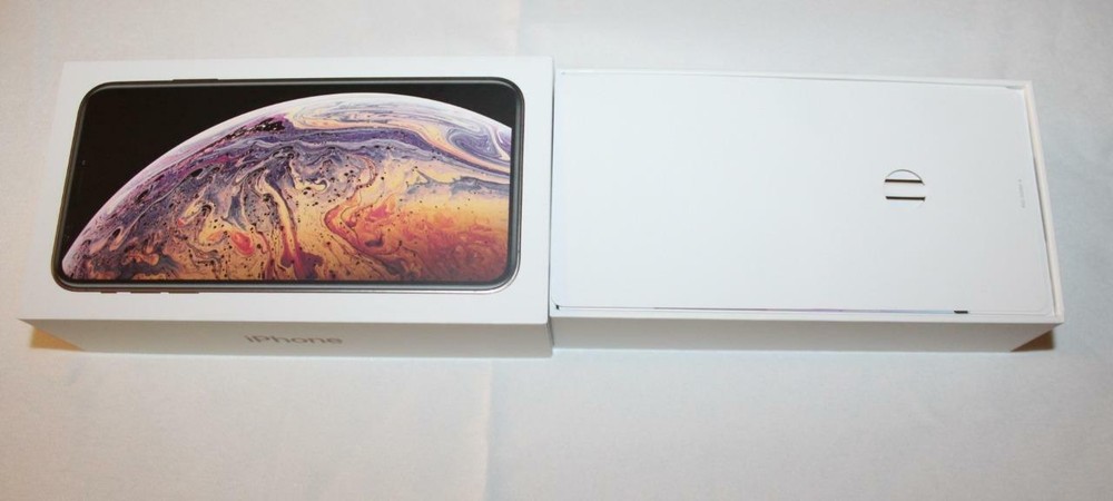 Three (3) EMPTY Apple iPhone Boxes iPhone 6 Xs Max & 8 Paperwork Earpods Holder