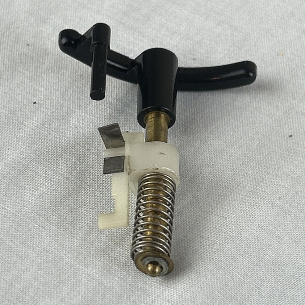 Technics SL-D3 Arm Lift Bar Plastic and spring