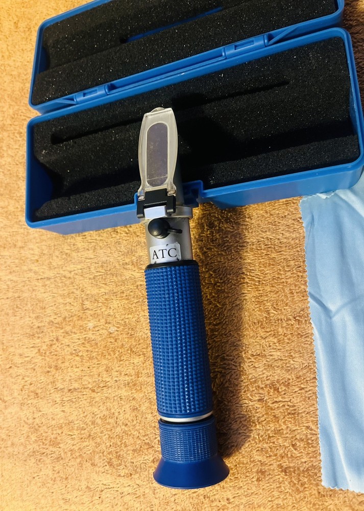 Agtec Portable Refractometer With Copper ATC (0-32 Brix)