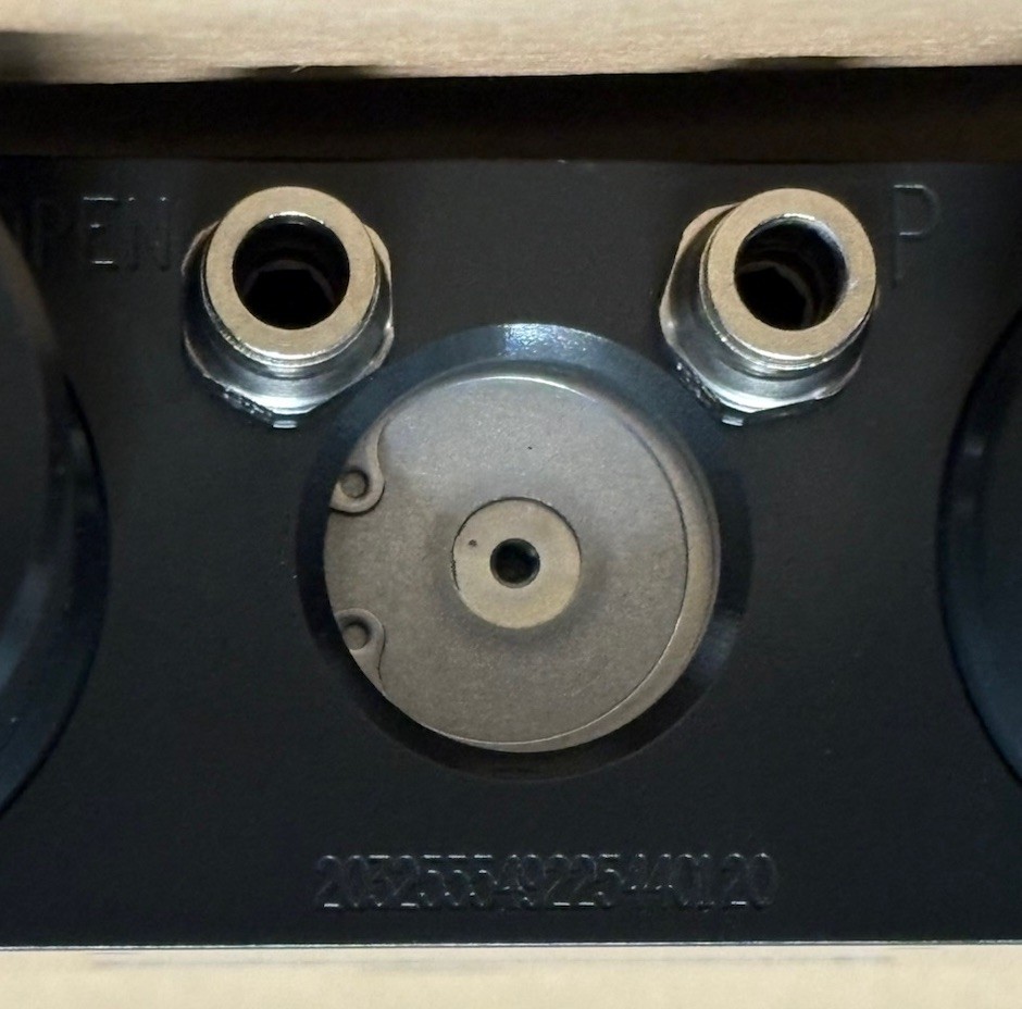 Vat 0520-00068 ACTUATOR