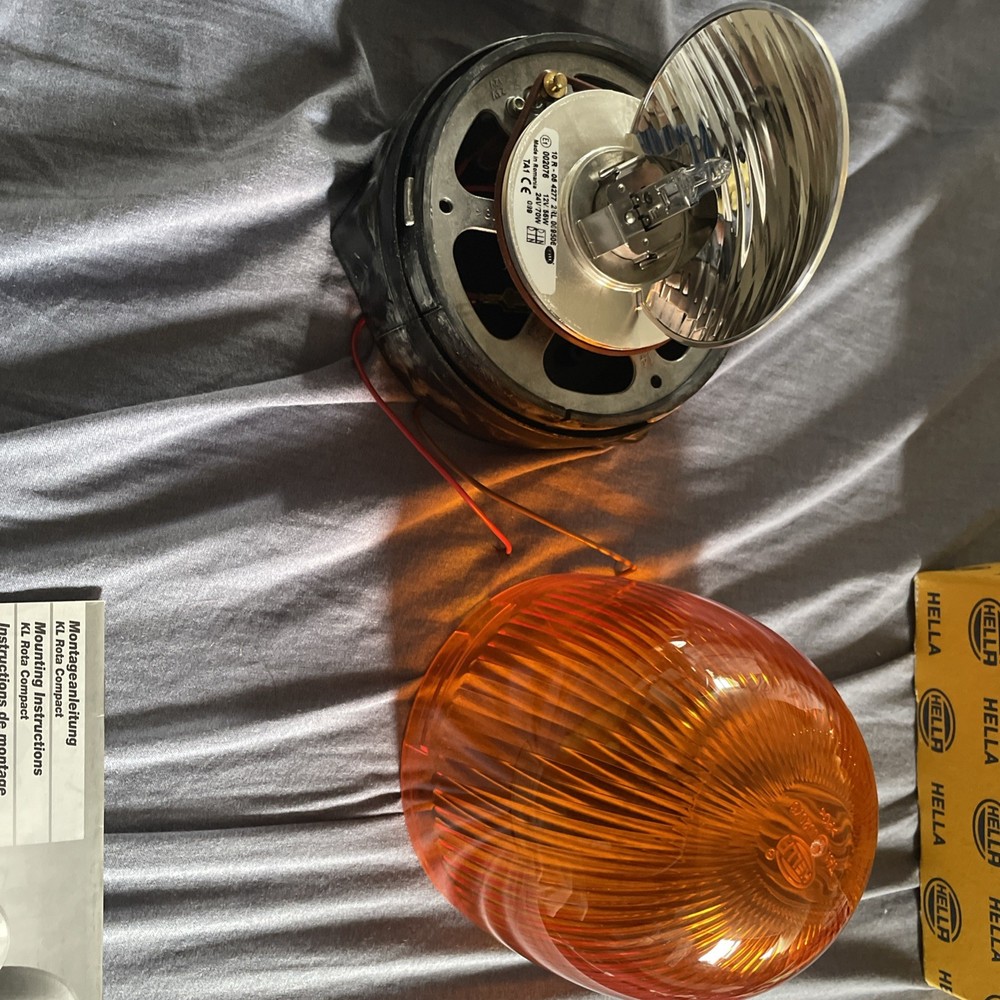 HELLA Universal Rotating Beacon 12V 2RL009506-201