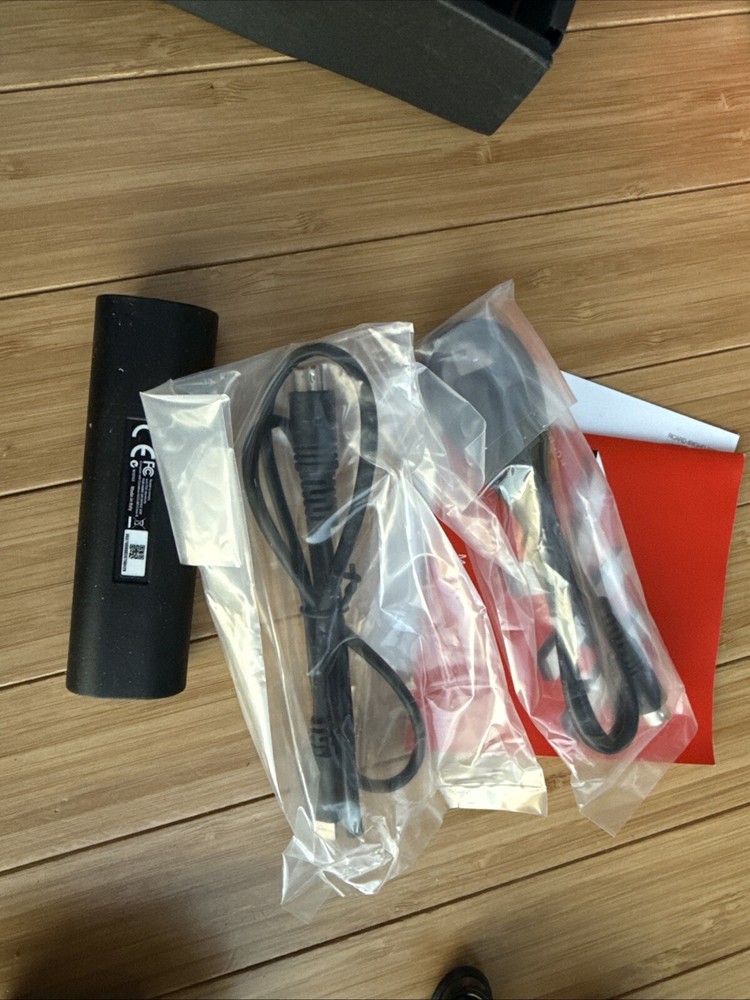 IK Multimedia iRig HD Studio-Quality Guitar Interface for iOS/MAC NOS