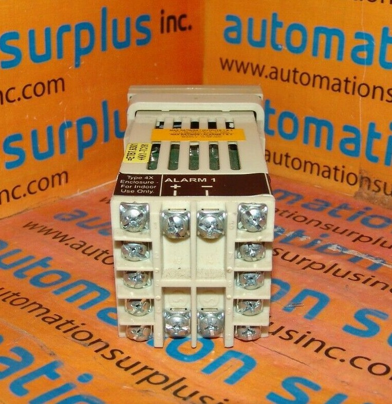 ATHENA 16-PF-S-0-20-CO TEMPERATURE CONTROLLER 24VAC 5A QUANTITY!! WOW!!