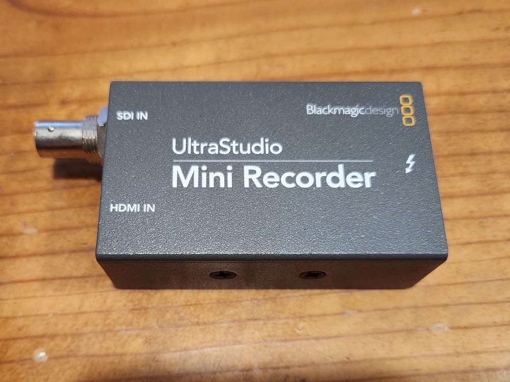 Blackmagic Design UltraStudio Mini Recorder, SDI+HDMI inputs, Lightning conn.