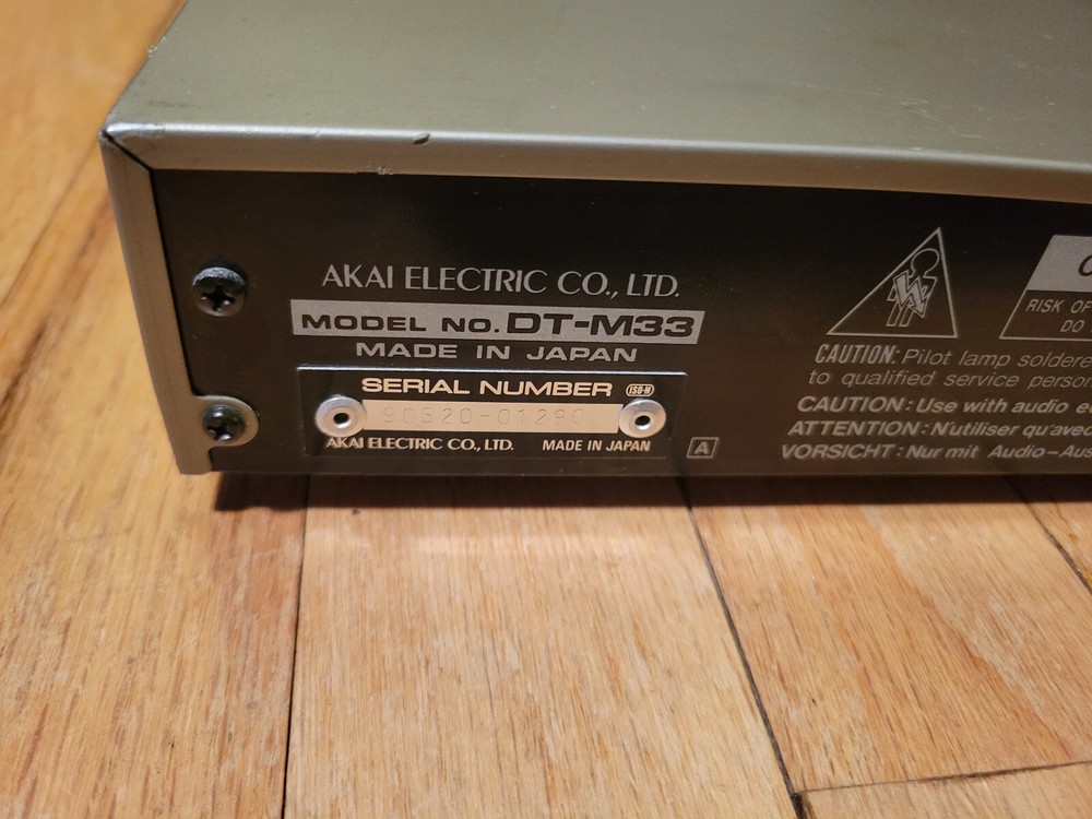 AKAI DT-M33 timer digital quartz clock 3 program settings ez on/off button