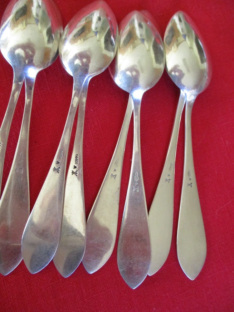 (18) Possibly German 800 Silver Teaspoons, Fancy Pattern 262 grams