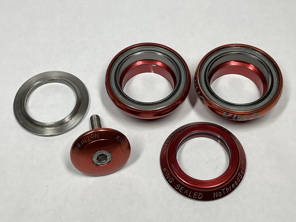 Chris King NoThreadSet 1 1/8 Threadless Headset Red Complete Smooth Serviced