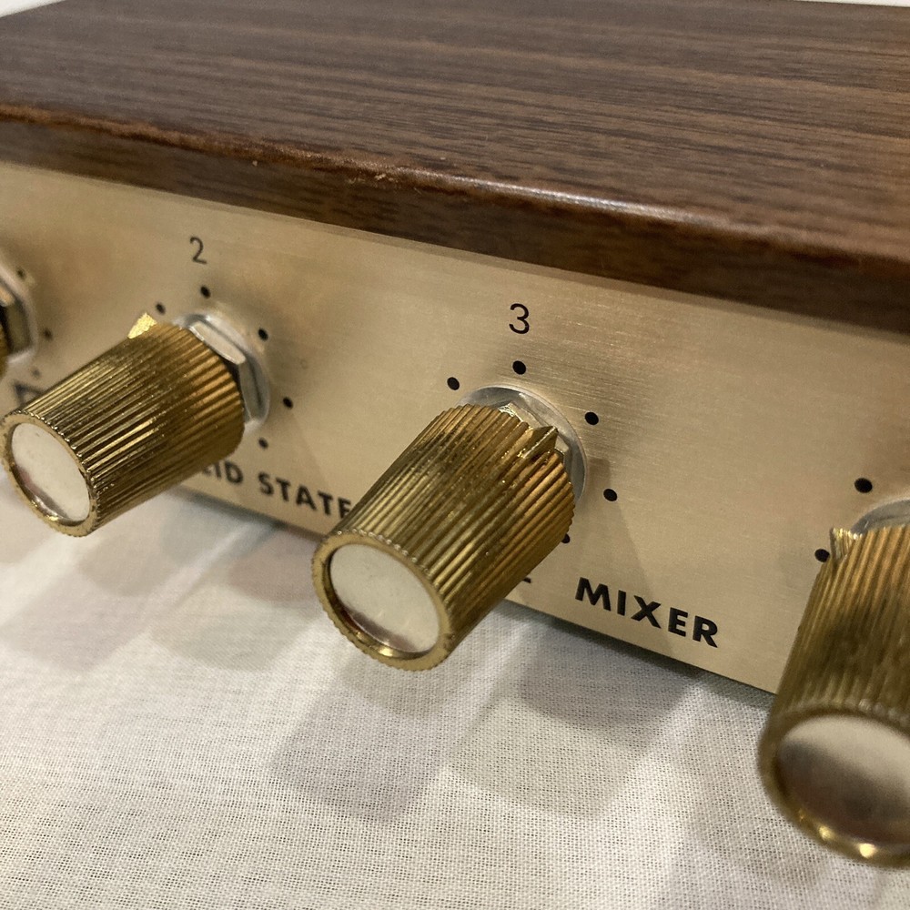 Olson RA-345 Portable Solid State 4 Channel Microphone Mixer Tested