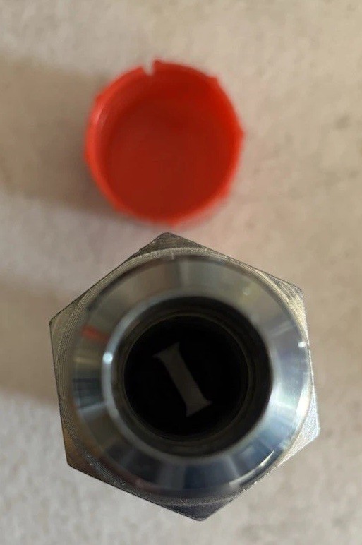 Dixon HT4JB6 5000 psi Hydraulic Quick Disconnect