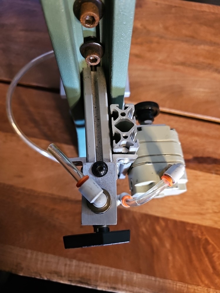 Minitools Toggle Action Punch Press