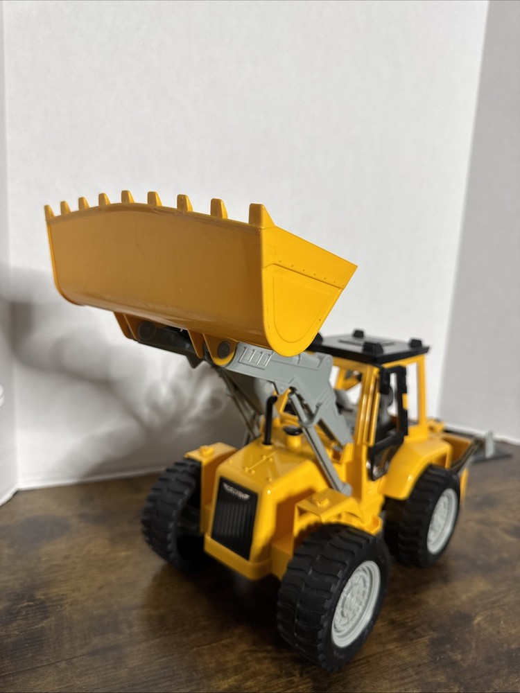 Toy Front Loader Realistic Sound Large 17 Inch Backhoe Loader DRIVEN by Battat