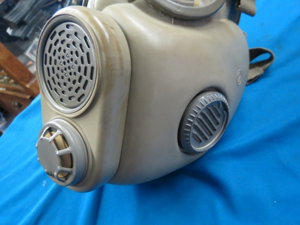 GAS MASK Field Protective UNKNOWN ORIGIN Size: S (MASK ONLY)