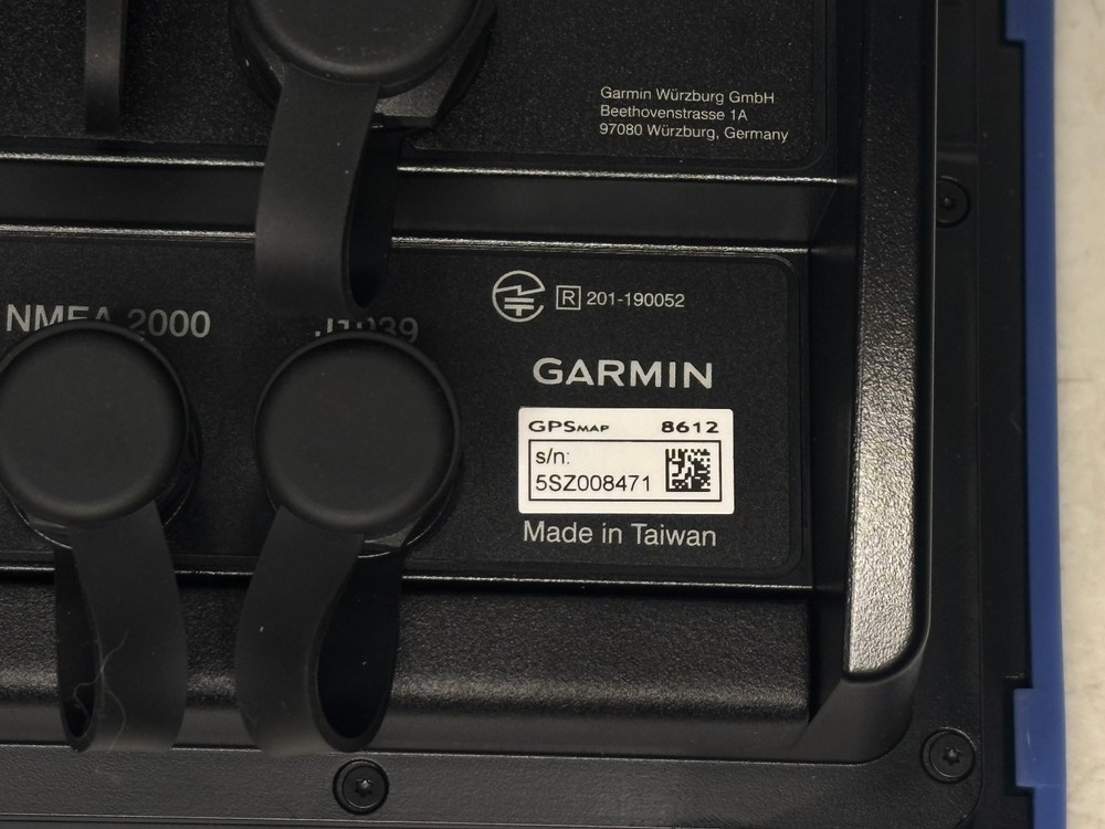 GARMIN GPSMAP 8612 GPS ChartPlotter GN+ 010-02092-50