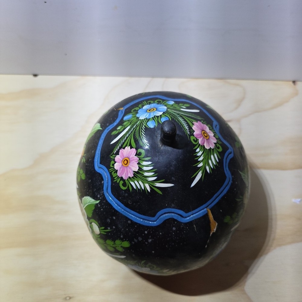 Gourd Hand Painted Floral Pattern Black with lid
