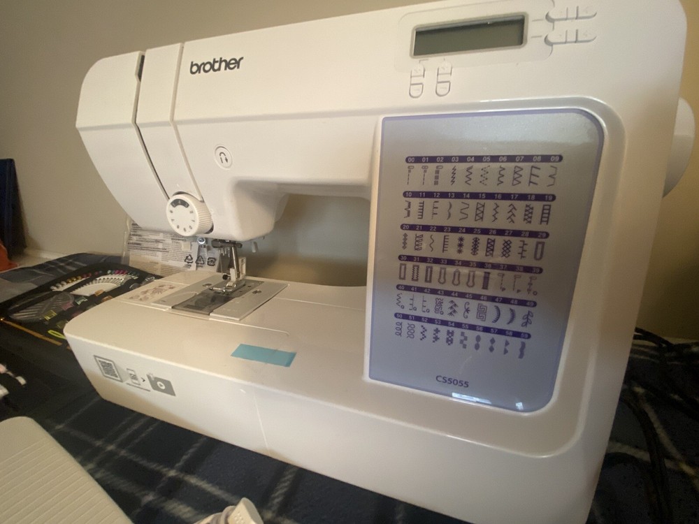 Brother CS5055 Computerized Sewing Machine