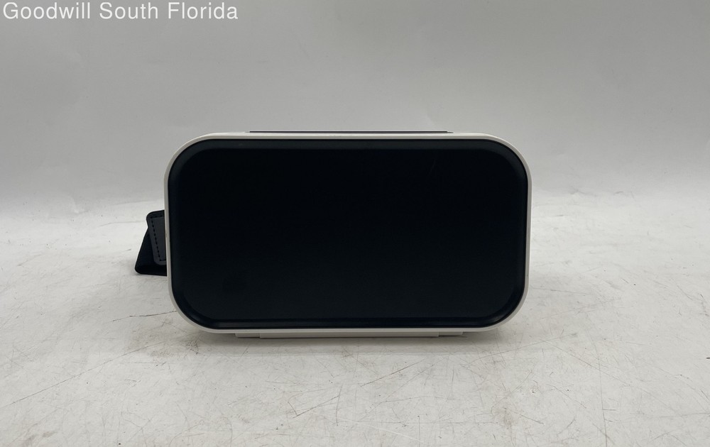 Sharper Image White Black Adjustable Strap Electronics Virtual Reality Headset