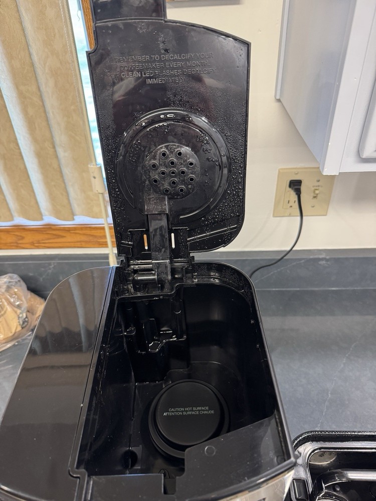 Cuisinart DCC-3000 12-Cup Programmable On Demand Tested Coffee Maker NewFilter