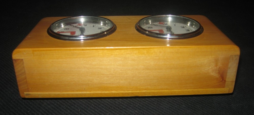 Pristine 1950s Alpha German Chess Clock Timer Model # 507 with Original Box