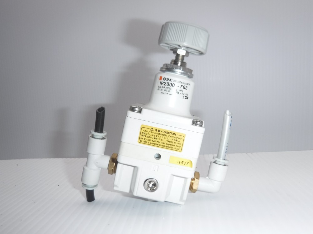 SMC IR2000-F02 Precision Regulator