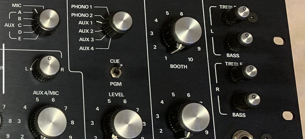 Urei 1620 Rotary DJ Mixer