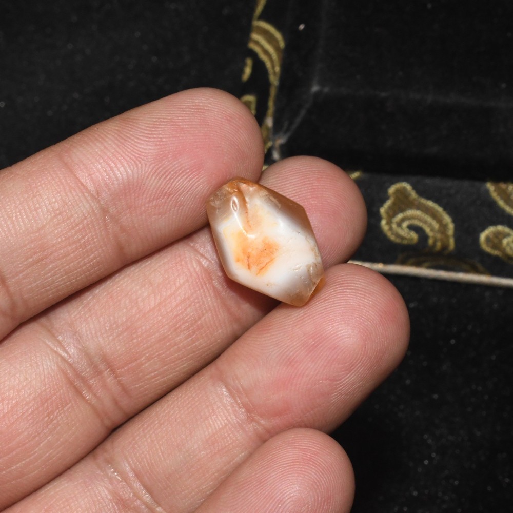 Authentic Ancient Central Asian Bactrian Banded Agate Stone Dzi Bead