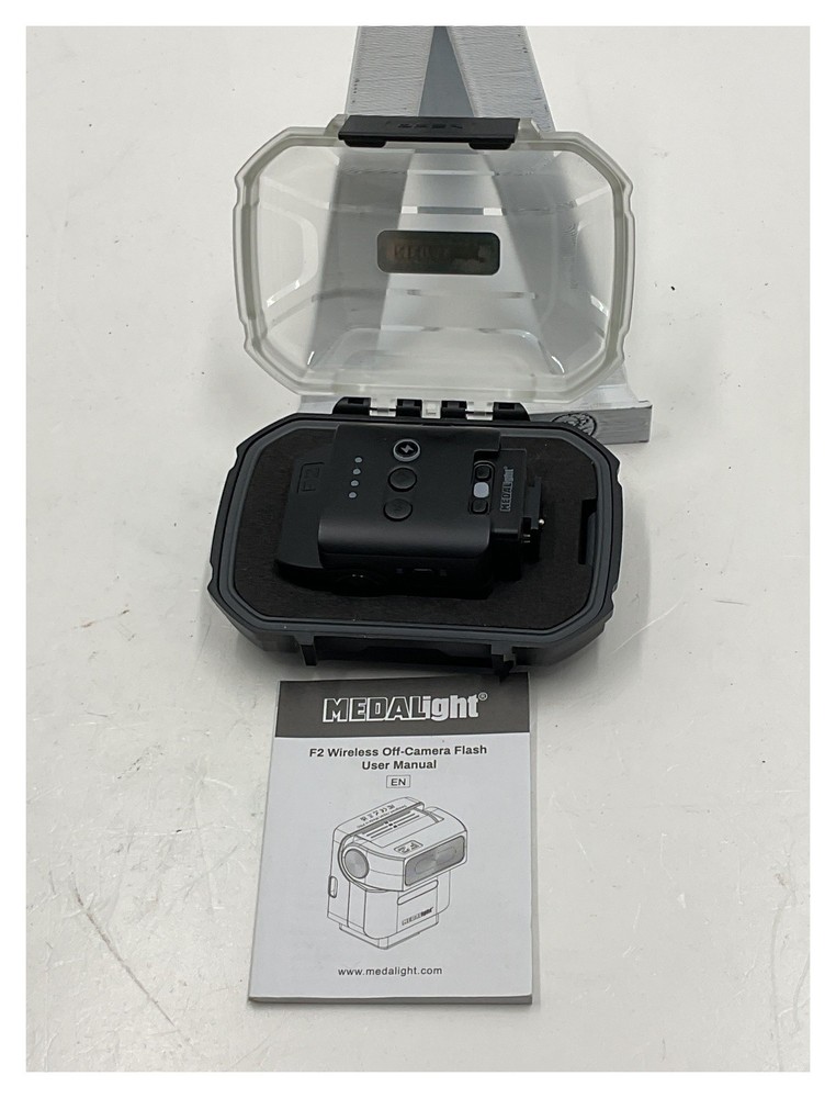 MEDALight F2 Wireless Off-Camera Flash Mini Speedlite with Case - New