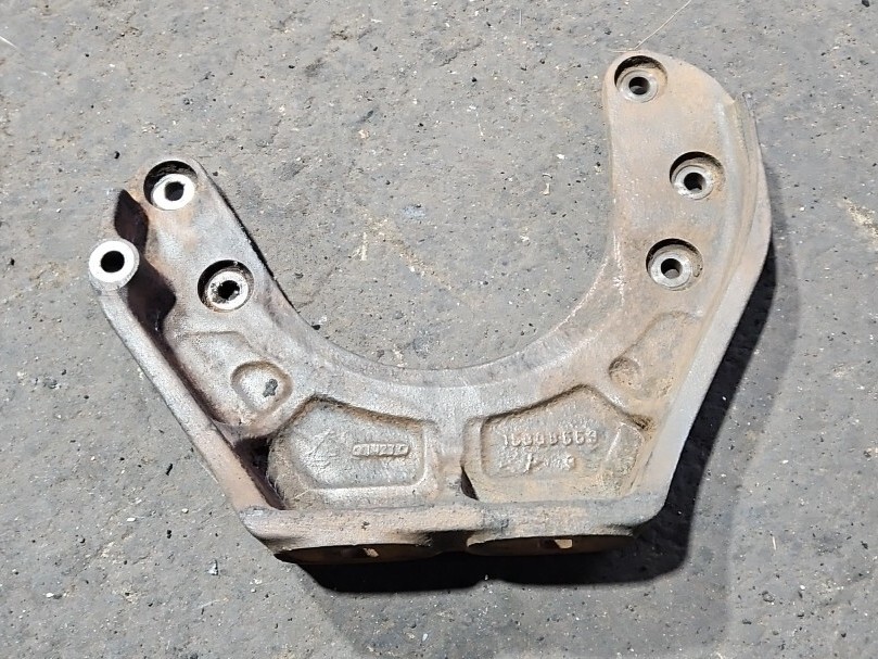 1997 Mack E7 Engine Mount - Used | P/N 158GB553