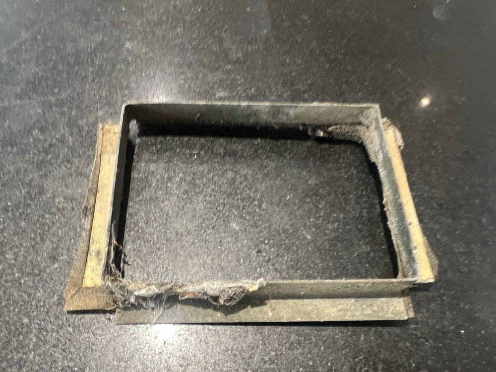 Defender Dash Vent Flange