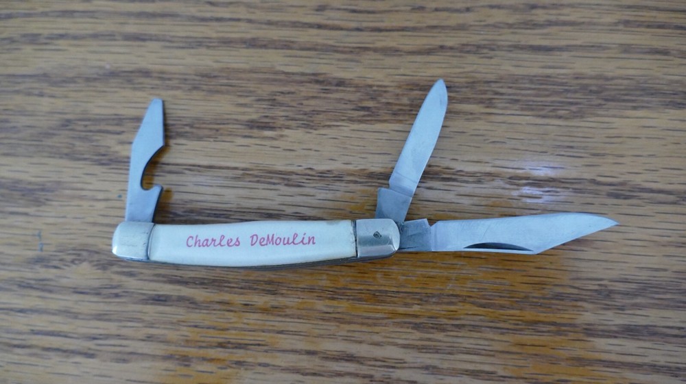 Trojan Personalized Three-Blade Multi-Purpose Pocket Knife