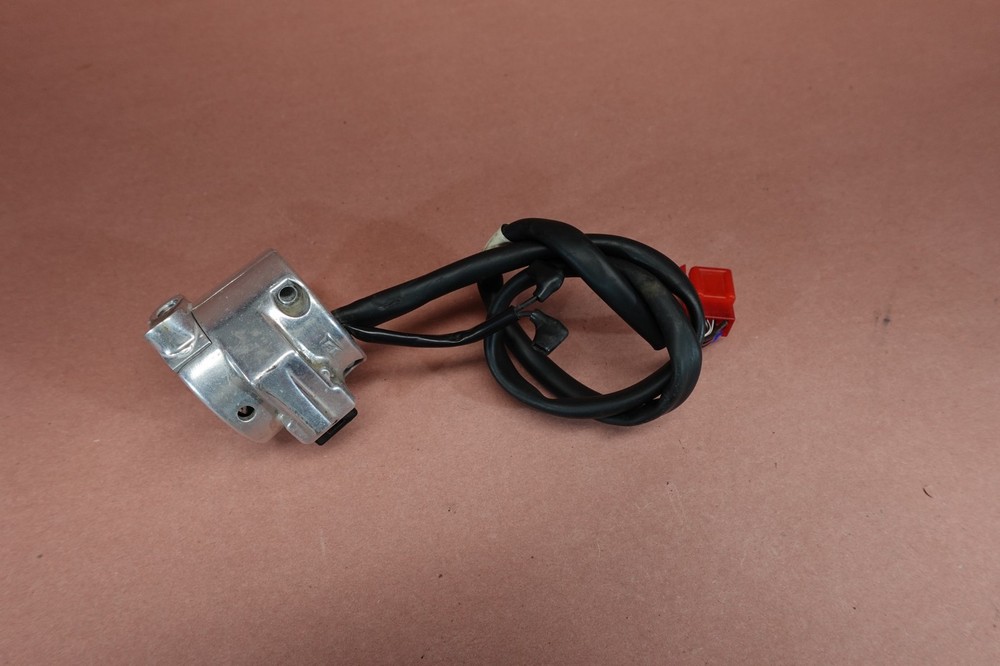 2003-2008 Honda VTX1300 Right Handlebar Stop Start Kill Switch