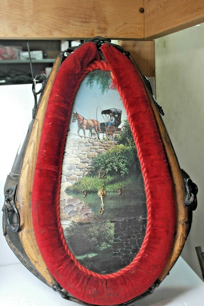 Horse Collar Clock with Picture