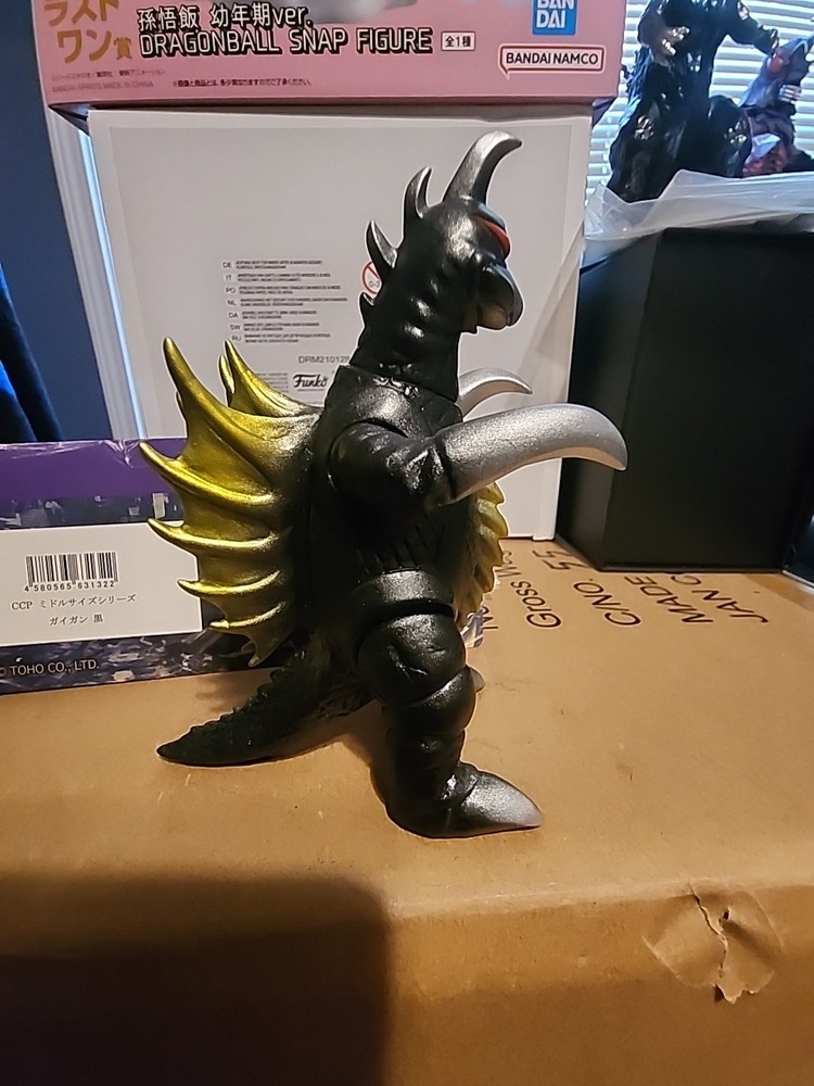CCP Middle Size Series Gigan Black