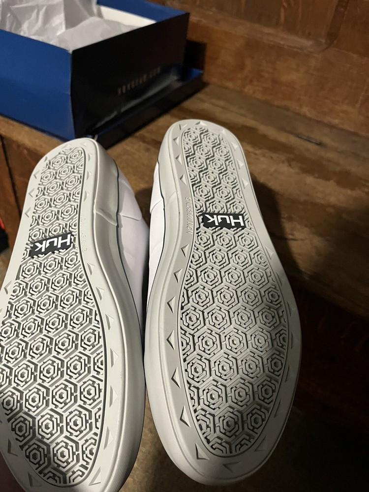 huk deck boots